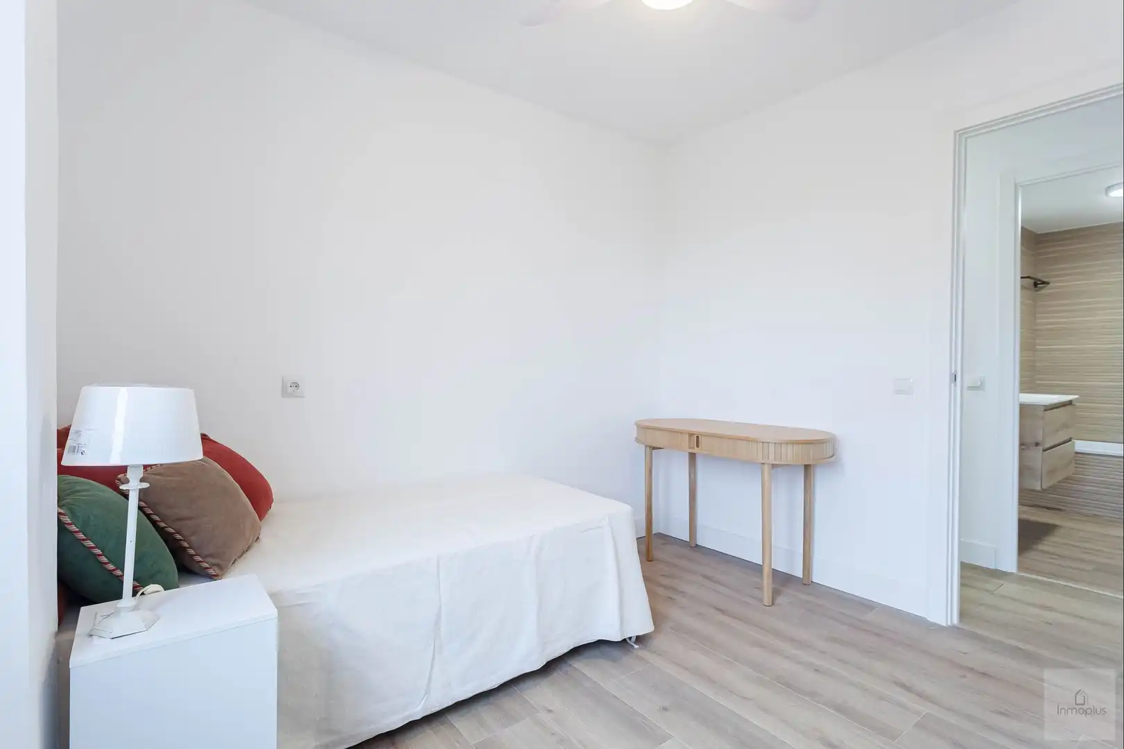 Bedroom of Flat for sale in Móstoles  with Air Conditioner, Terrace and Furnished
