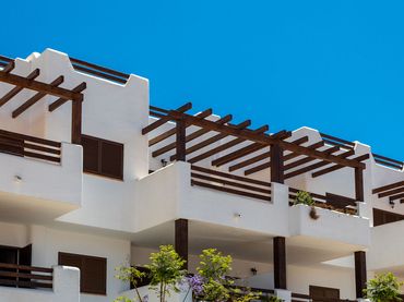Apartament amb piscina en venda a Calle Viena 2