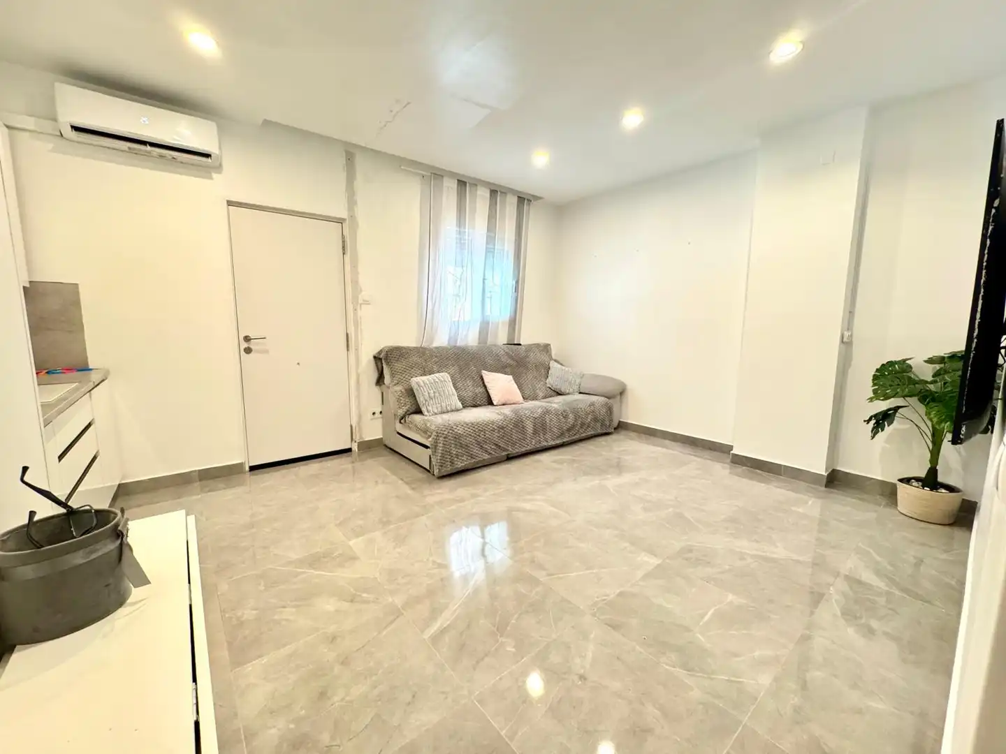Sala d'estar de Pis en venda en Barcelona amb Aire condicionat i Calefacció