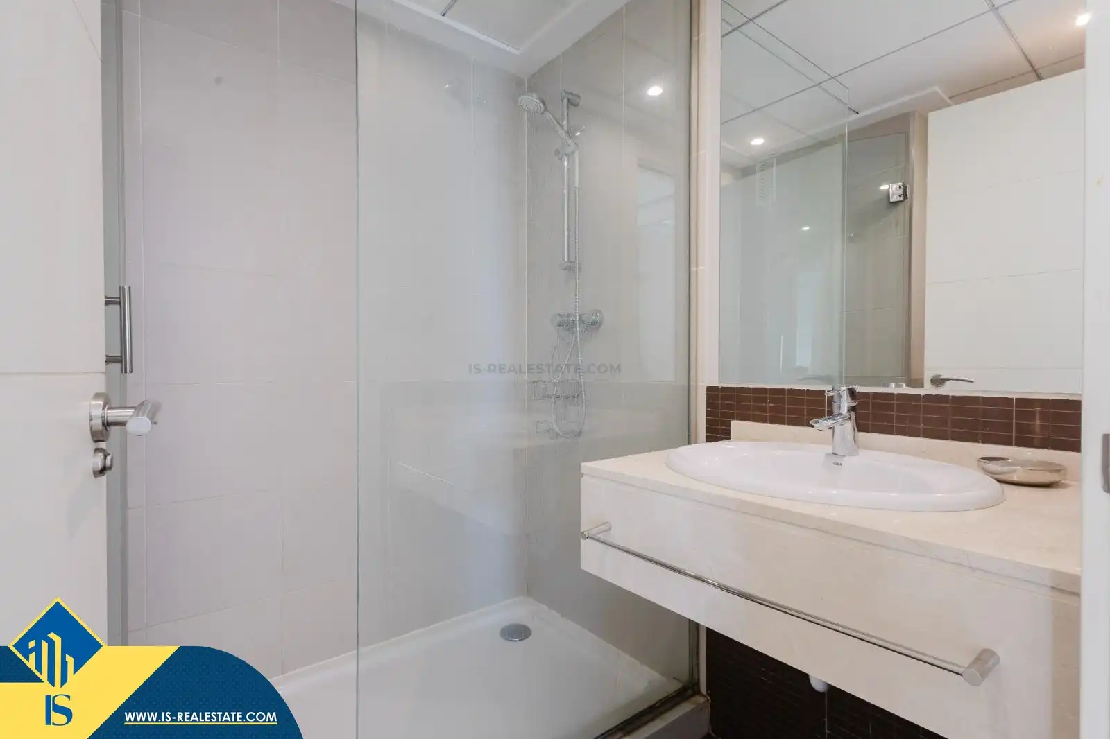 Bathroom of Flat for sale in Orihuela  with Terrace, Furnished and Oven
