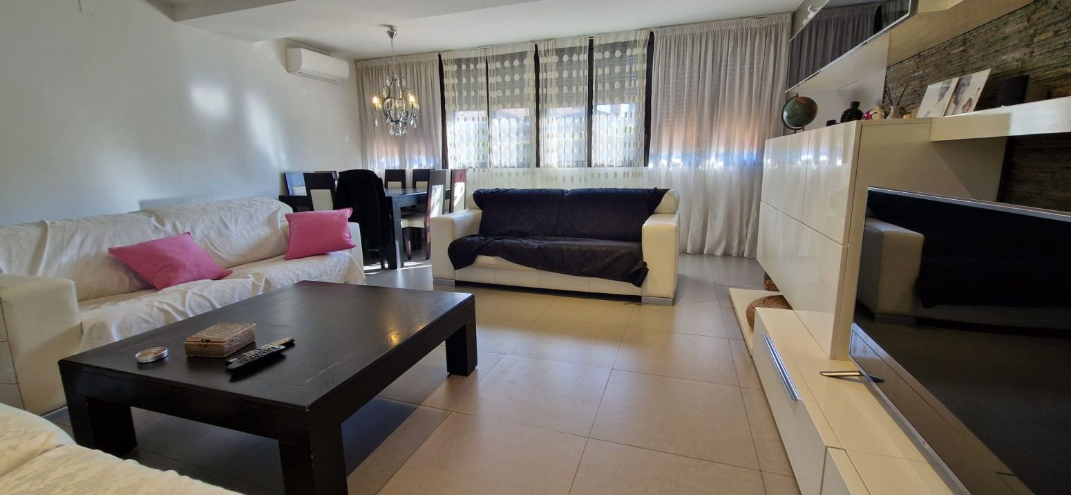 Living room of Houses for sale in Griñón  with Heating, Parquet flooring and Storage room