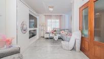 Living room of Single-family semi-detached for sale in  Granada Capital  with Balcony