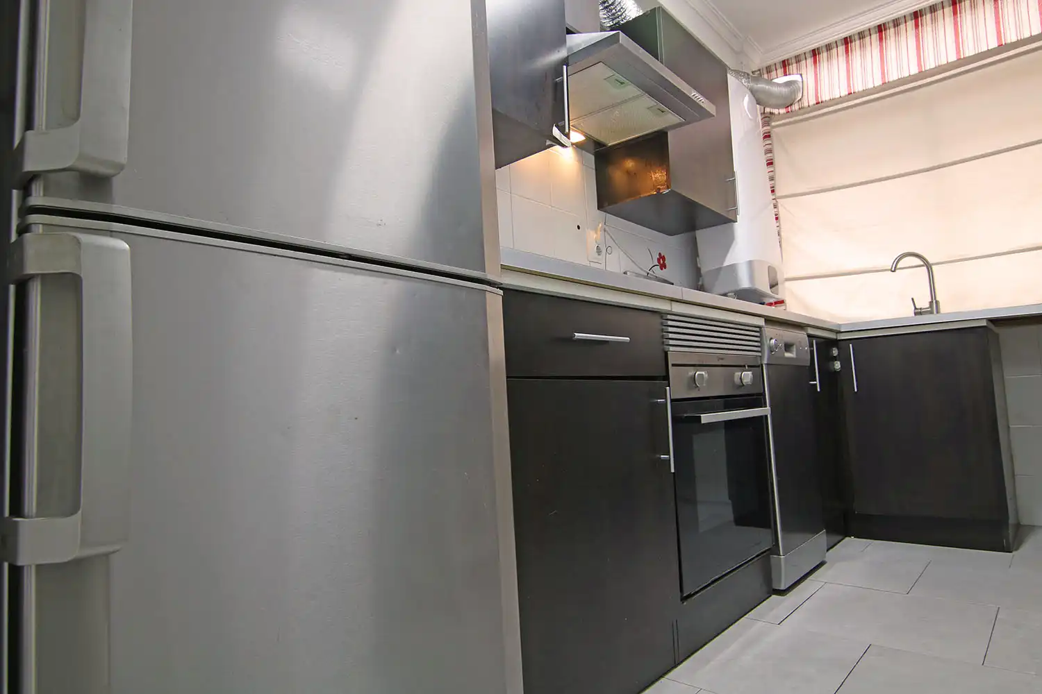 Kitchen of Flat for sale in Alcalá de Guadaira  with Air Conditioner