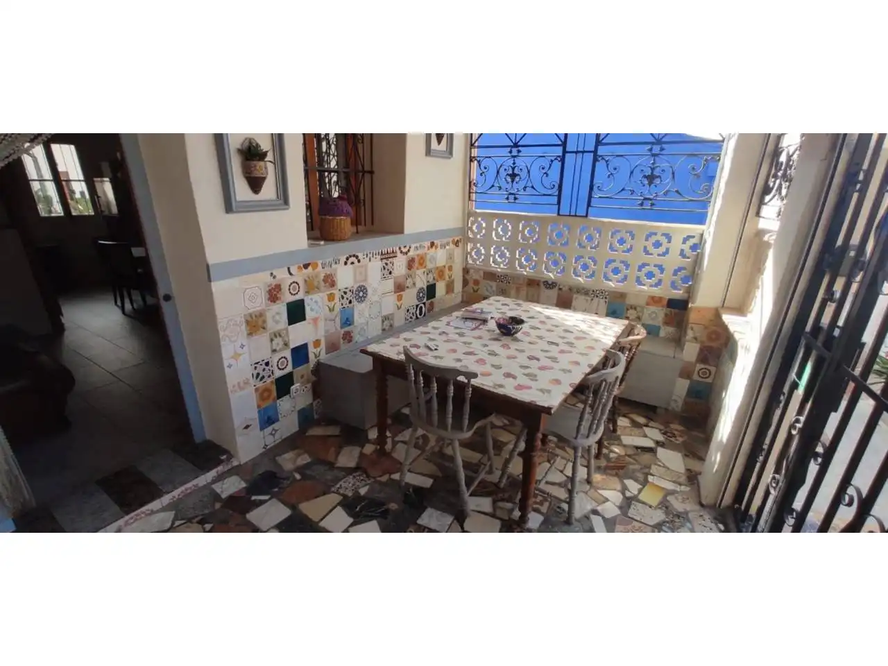 Menjador de Casa o xalet en venda en Alicante / Alacant amb Aire condicionat, Jardí privat i Terrassa
