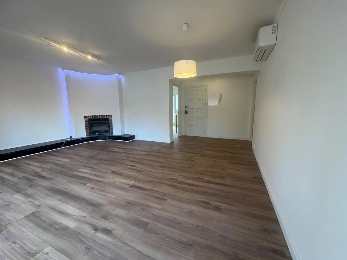 Sala de estar de Piso de alquiler en  Palma de Mallorca con Aire acondicionado y Terraza