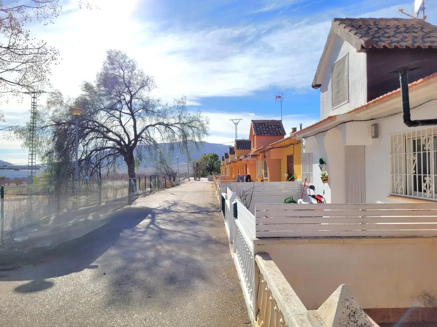 Vista exterior de Casa adosada en venda en Caravaca de la Cruz amb Aire condicionat, Calefacció i Terrassa
