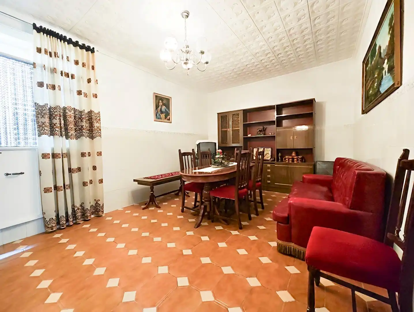Living room of Houses for sale in Puertollano  with Storage room, Furnished and Internet