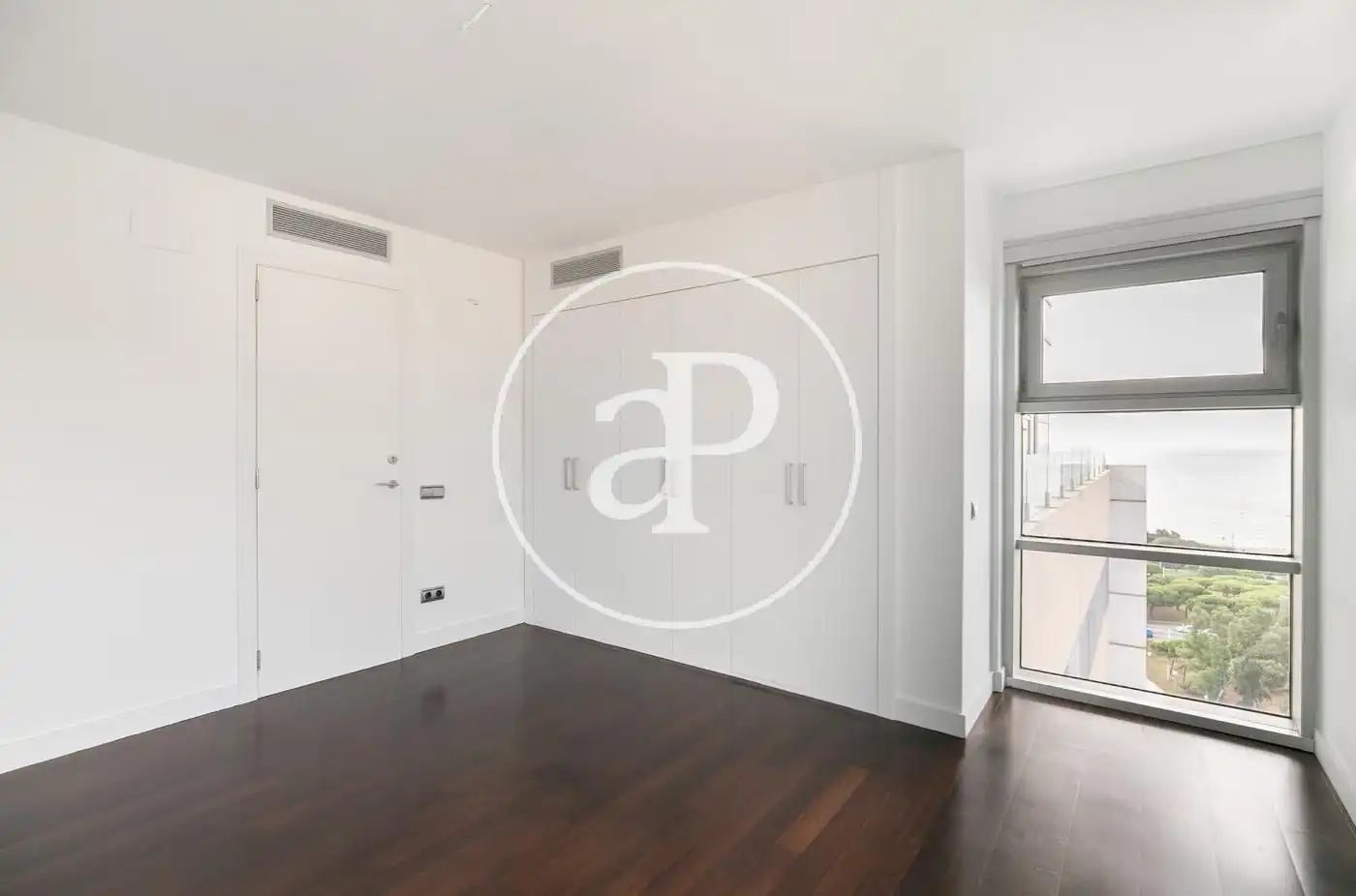 Bedroom of Attic for sale in Barcelona  with Air Conditioner, Heating and Terrace