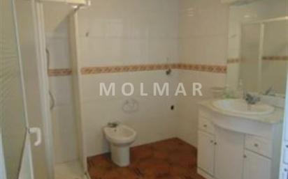 Bathroom of House or chalet for sale in Chiva  with Alarm