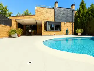 Piscina de Casa o chalet en venta en Rivas-Vaciamadrid con Aire acondicionado, Calefacción y Jardín privado