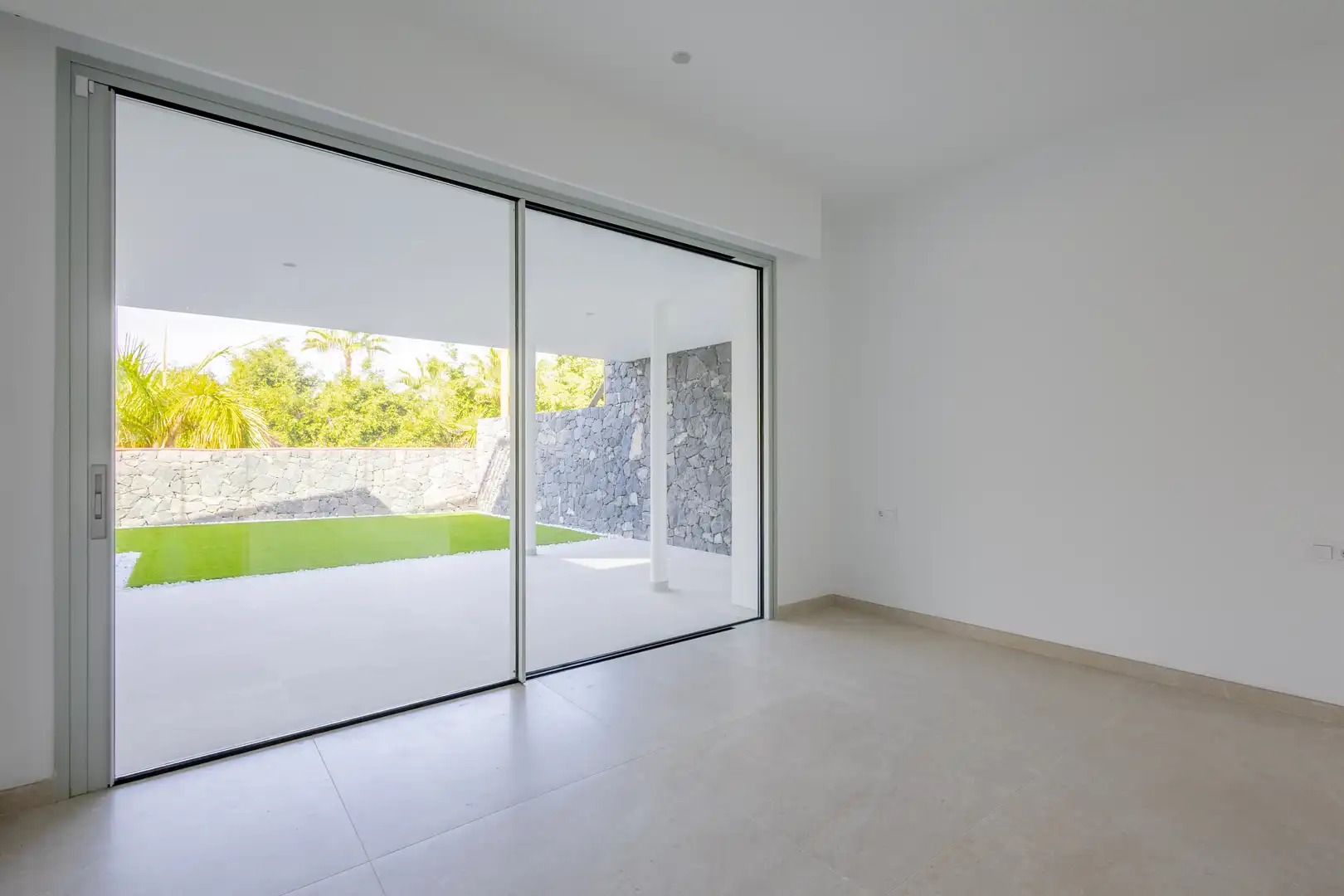 Houses for sale in Adeje  with Air Conditioner, Private garden and Terrace