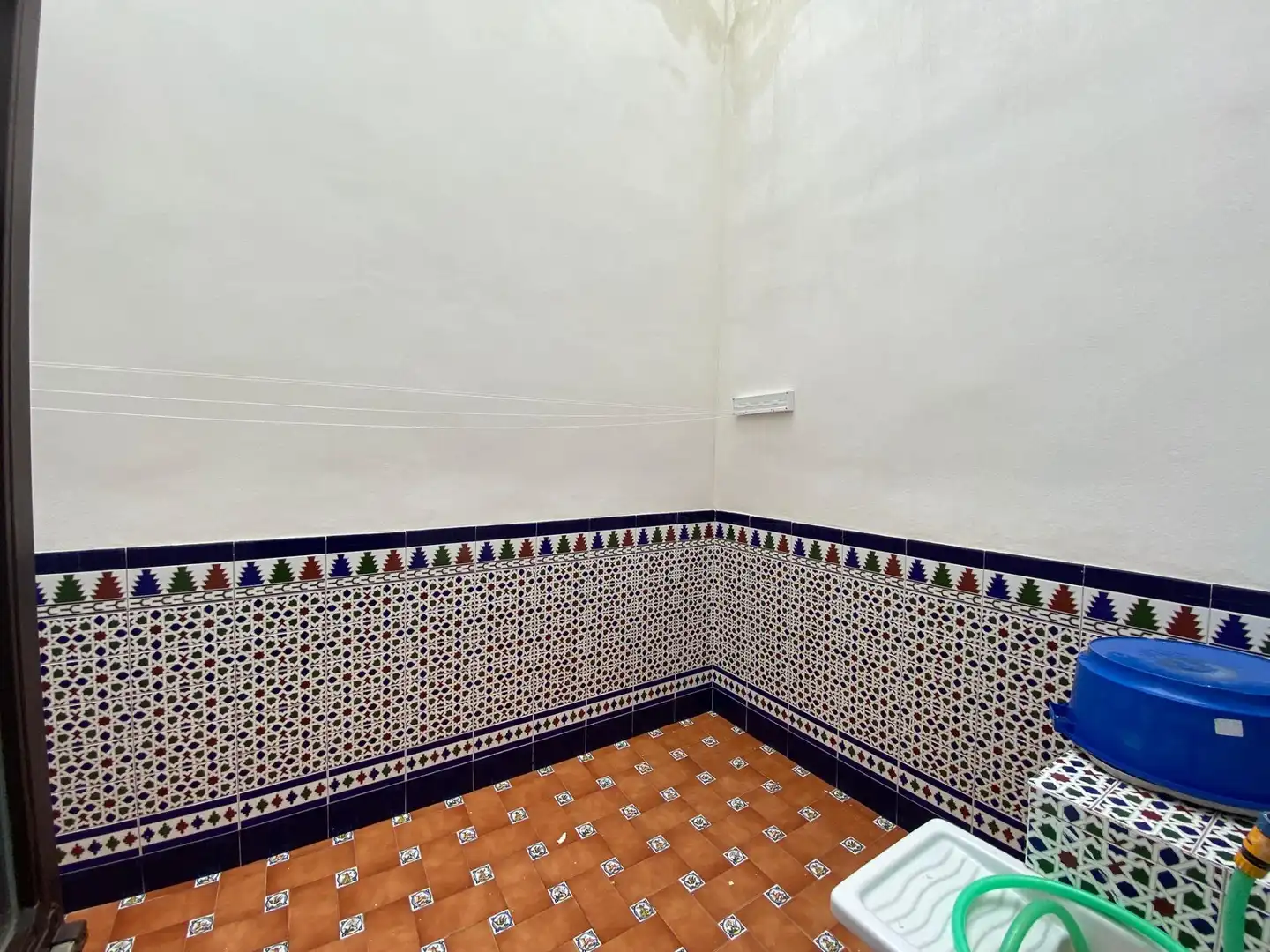 Bathroom of Houses for sale in Sevilla