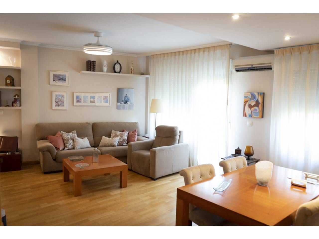 Living room of Flat for sale in  Albacete Capital  with Heating and Balcony