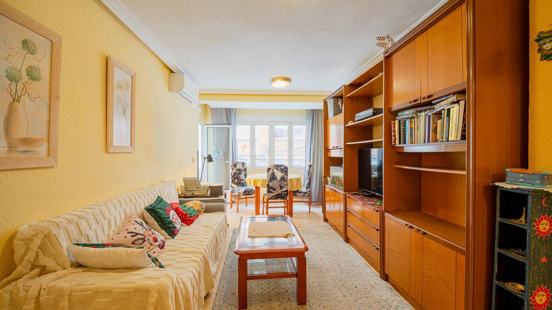 Living room of Apartment for sale in Torrevieja