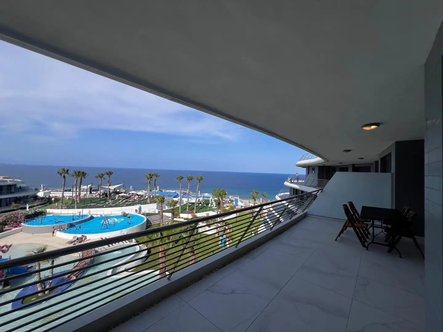 Appartement compact avec piscine à vendre à Los Arenales del Sol, imagen 2