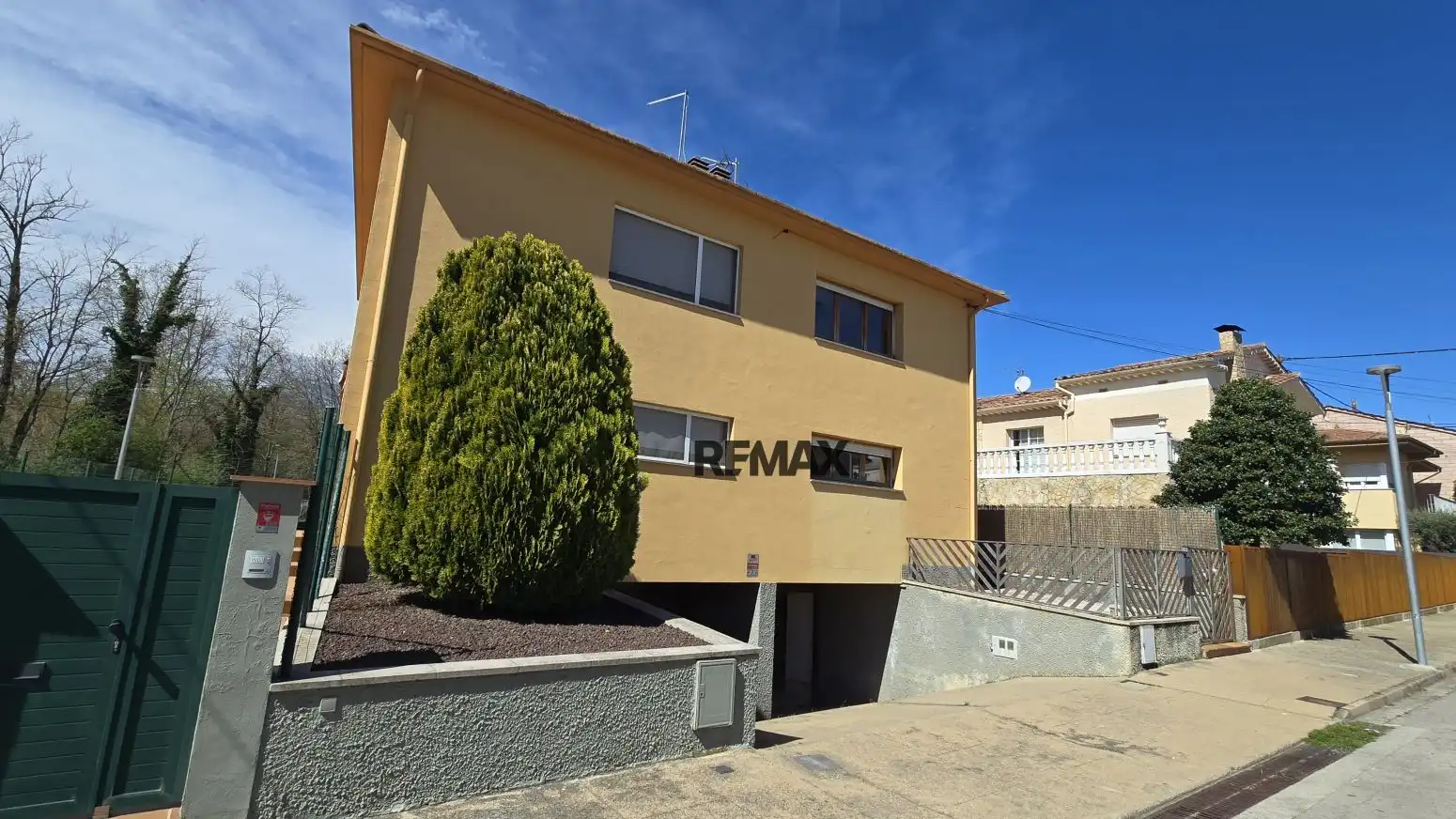 Detached house with garden for sale in Calle CL ISAAC ALBENIZ, imagen 20