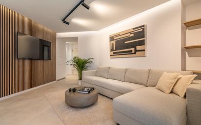 Sala d'estar de Apartament en venda en Marbella amb Aire condicionat, Calefacció i Terrassa