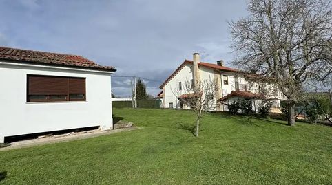 Foto 3 de Casa o xalet en venda a Barrio Valles, 61, Reocín, Cantabria