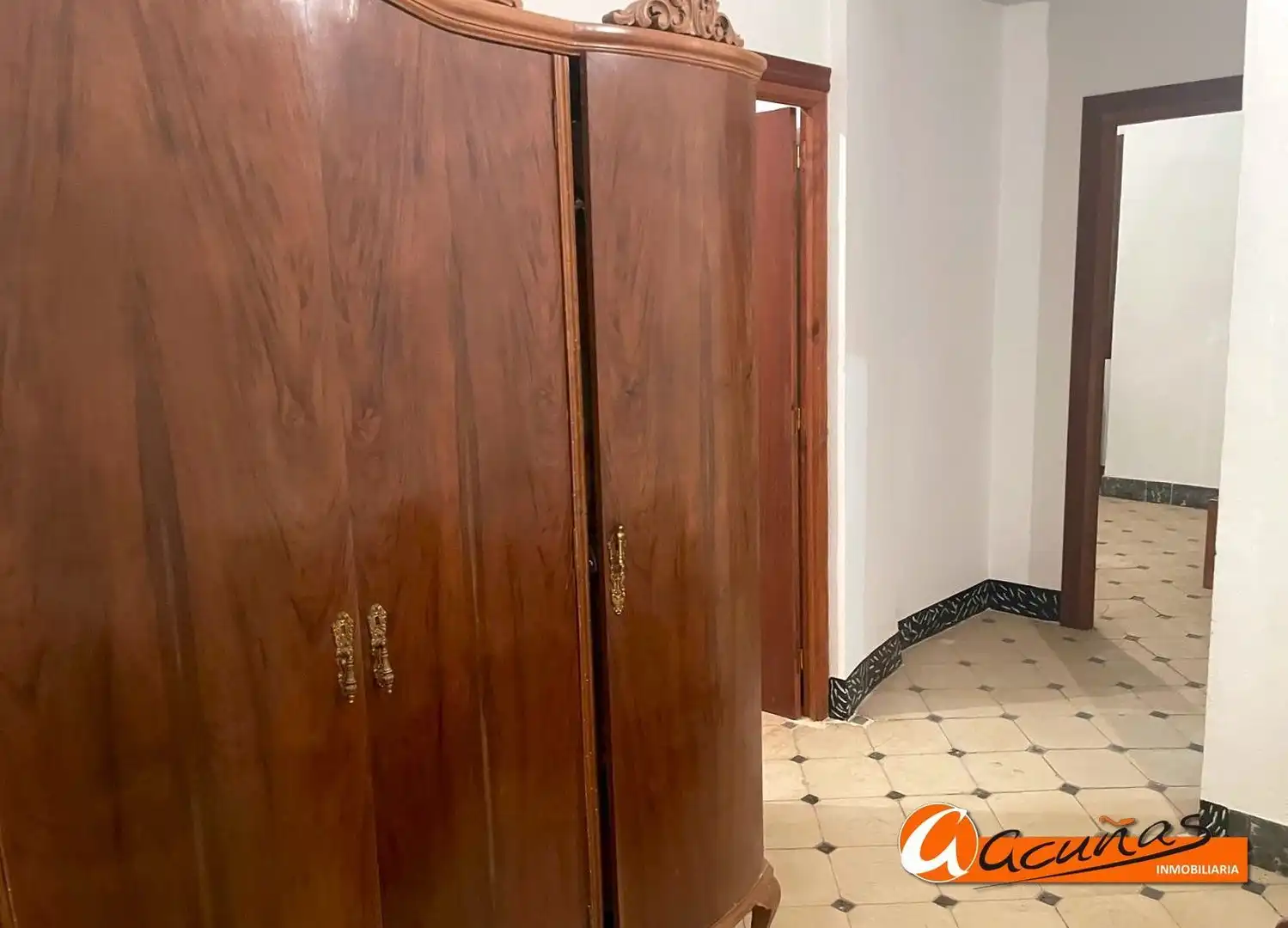 Casa adosada en venda en Fuente de Piedra amb Traster