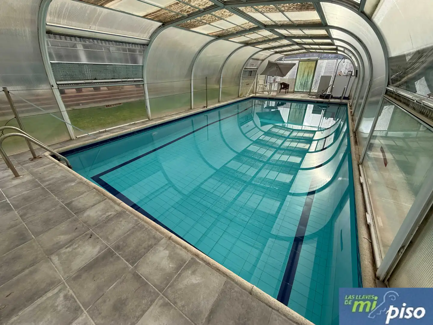 Piscina de Casa o xalet en venda en Santovenia de Pisuerga amb Calefacció, Jardí privat i Parquet