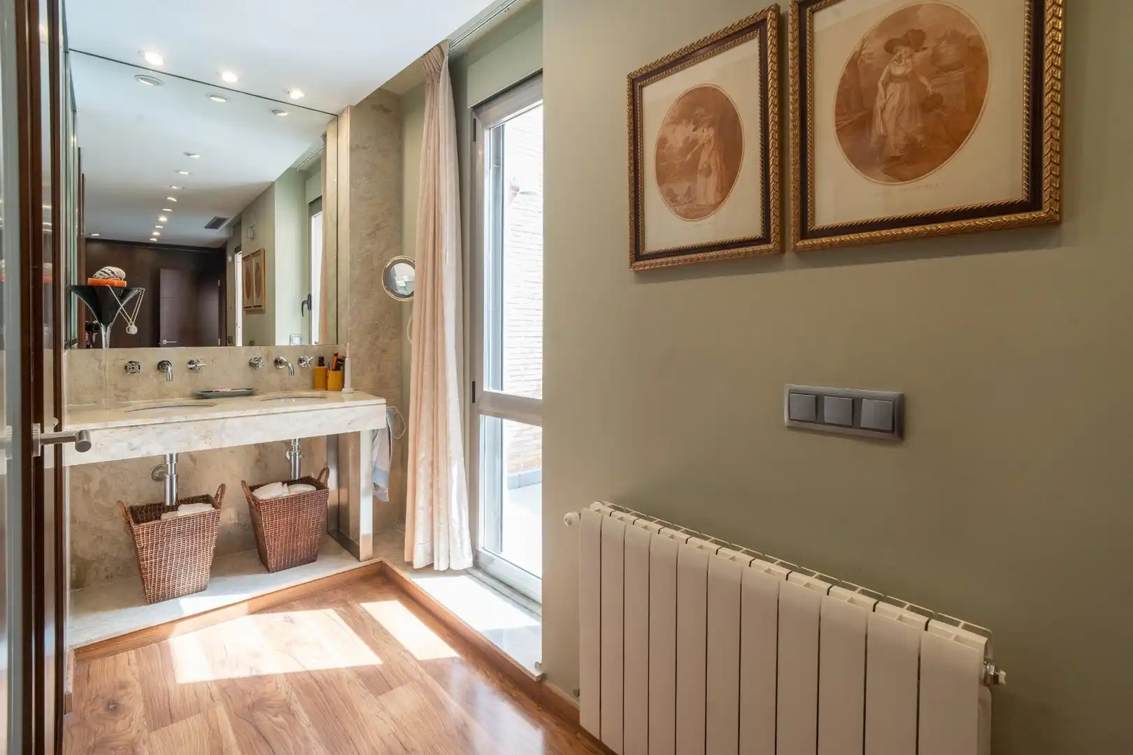 Casa o chalet en venta en Benetússer con Aire acondicionado, Calefacción y Parquet