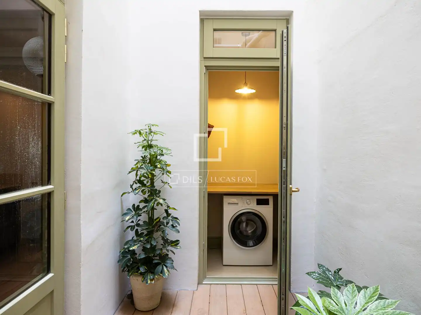 Flat for sale in Barcelona  with Air Conditioner, Heating and Terrace