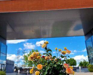 Exterior view of Flat for sale in Alcobendas  with Air Conditioner, Heating and Storage room