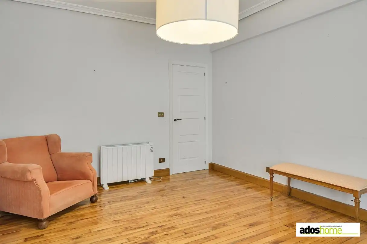 Sala de estar de Piso en venta en Zarautz con Balcón