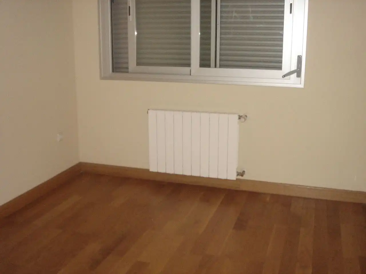 Habitación de Piso de alquiler en Córdoba con Aire acondicionado, Calefacción y Parquet