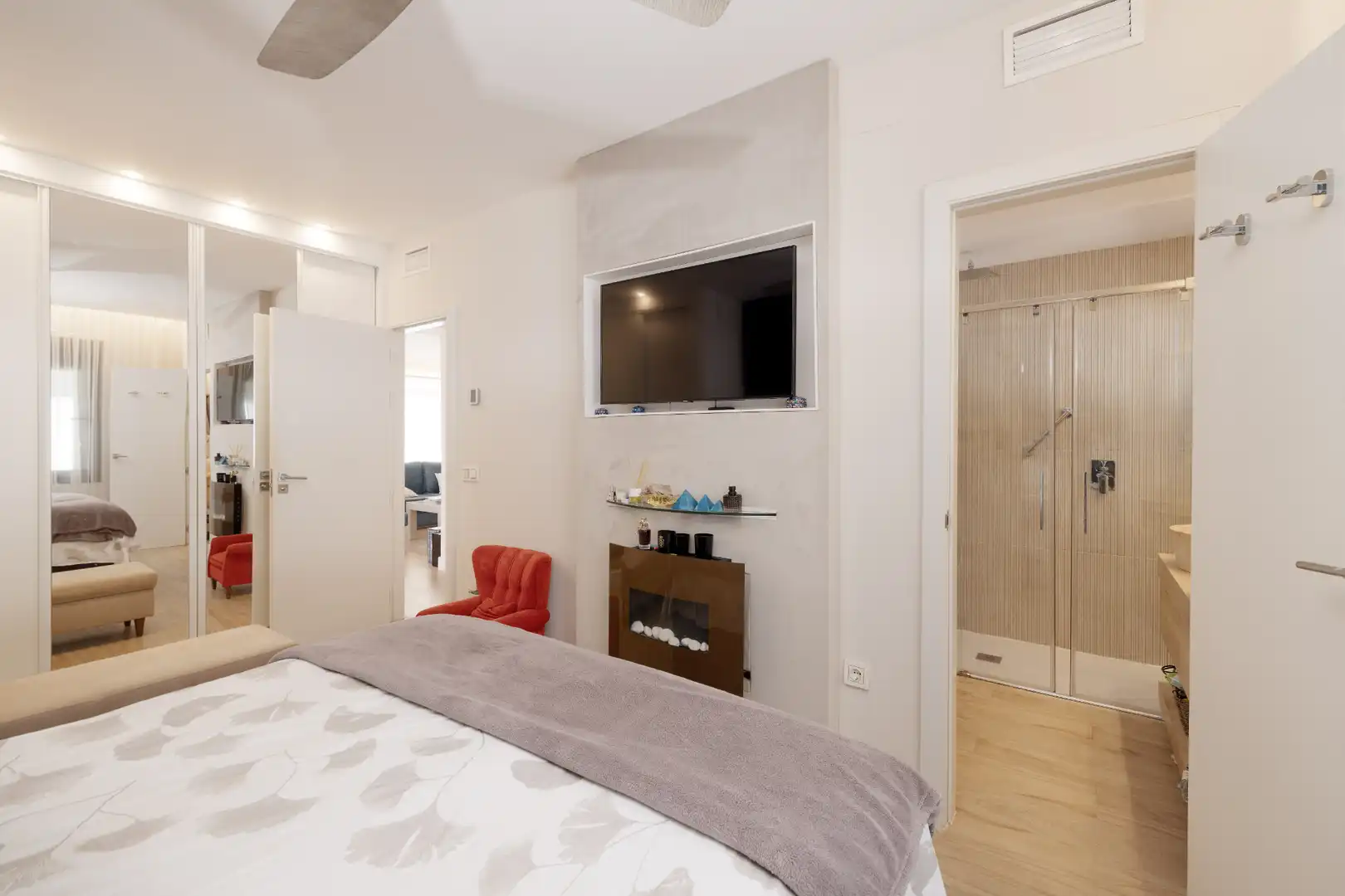 Habitación de Casa o chalet en venta en Marbella con Aire acondicionado, Calefacción y Jardín privado