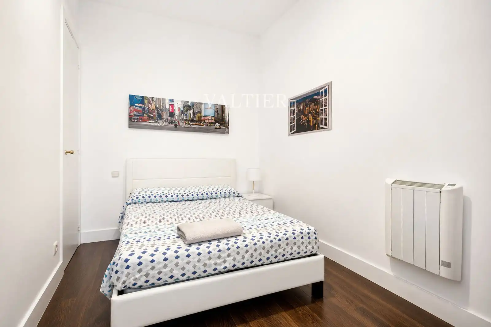 Schlafzimmer von Wohnung zur Miete in Madrid mit Klimaanlage und Möbliert