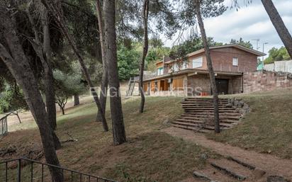 Jardí de Finca rústica en venda en Granollers amb Aire condicionat, Calefacció i Jardí privat