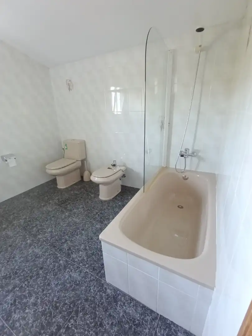 Bany de Casa o xalet en venda en Sentmenat amb Jardí privat, Terrassa i Traster