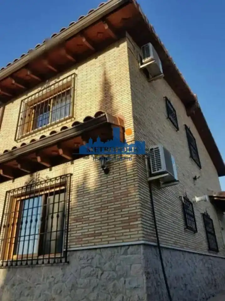 Vista exterior de Casa o chalet en venta en Burriana / Borriana con Aire acondicionado, Jardín privado y Terraza