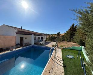 Piscina de Finca rústica en venda en Valle de Abdalajís