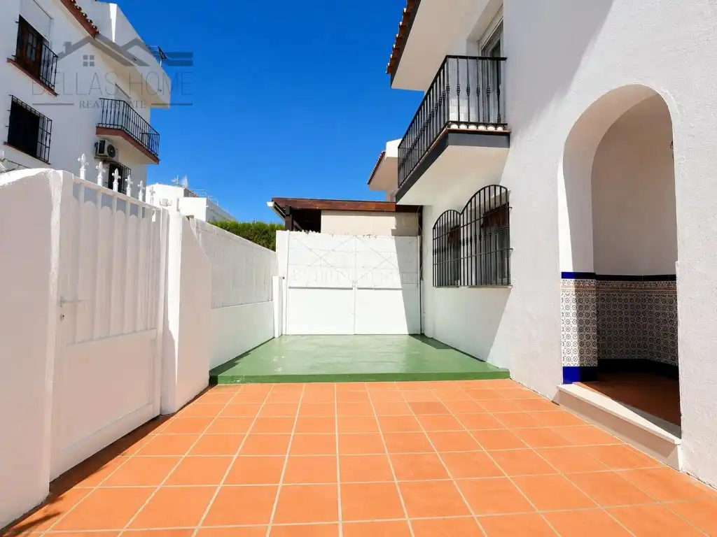 Casa a schiera in vendita a Calle Doctor Alvarez Leyva