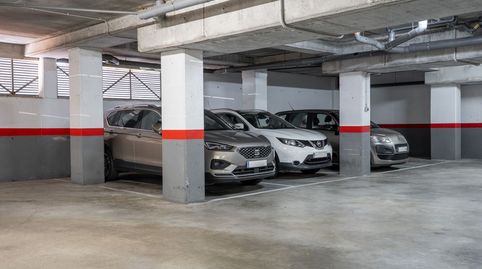 Foto 3 de Garatge de lloguer a Calle Revolt Negre, 2, Fontsanta - Fatjó, Cornellà de Llobregat