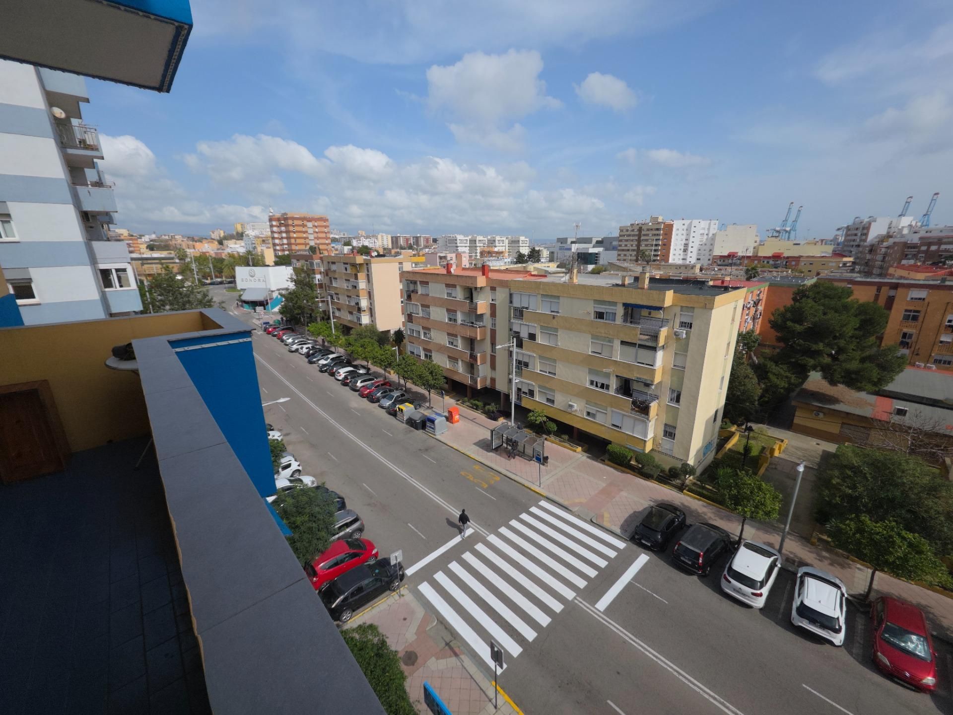 Exterior view of Flat for sale in Algeciras