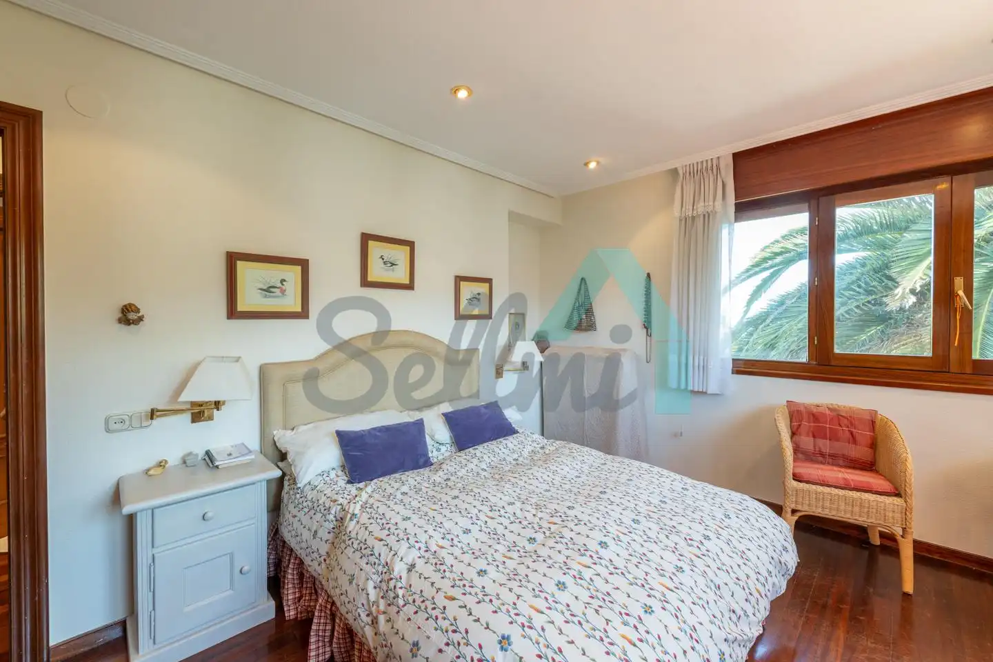 Bedroom of Detached homes for sale in Llanes  with Heating, Private garden and Parquet flooring