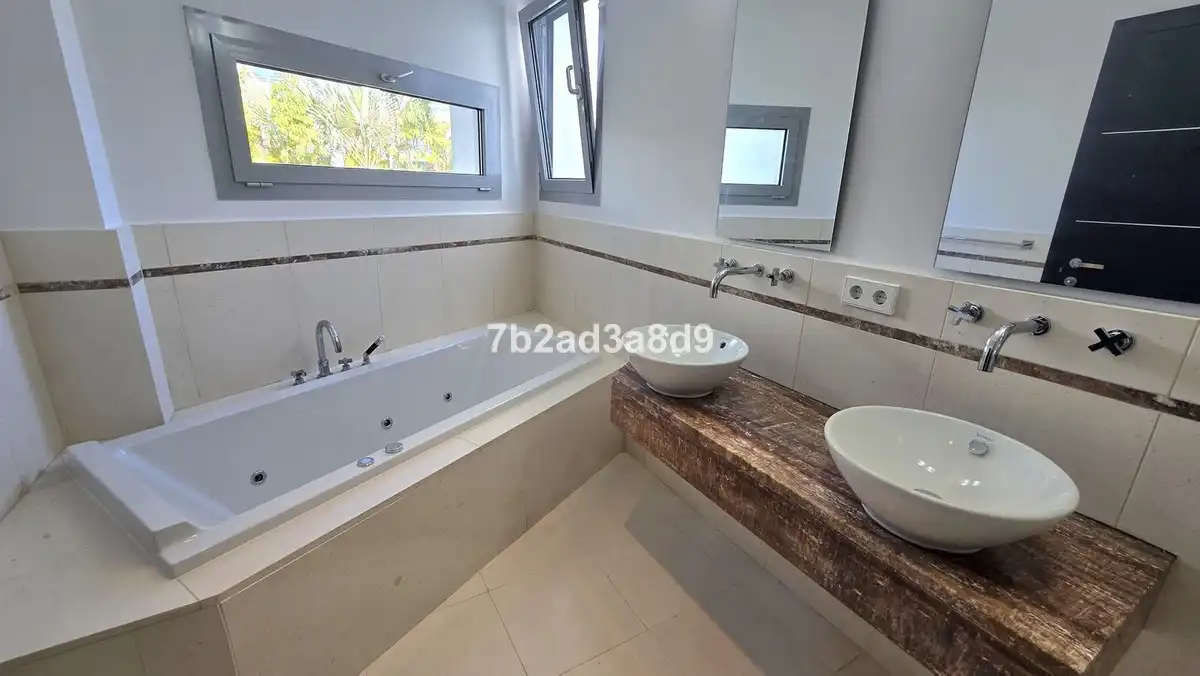 Reihenhaus mit Pool zum Verkauf in Marbella - Marbella,Milla de Oro,Avenida Bulevar PrÃÂ­ncipe Alfonso de Hohenlohe, imagen 26
