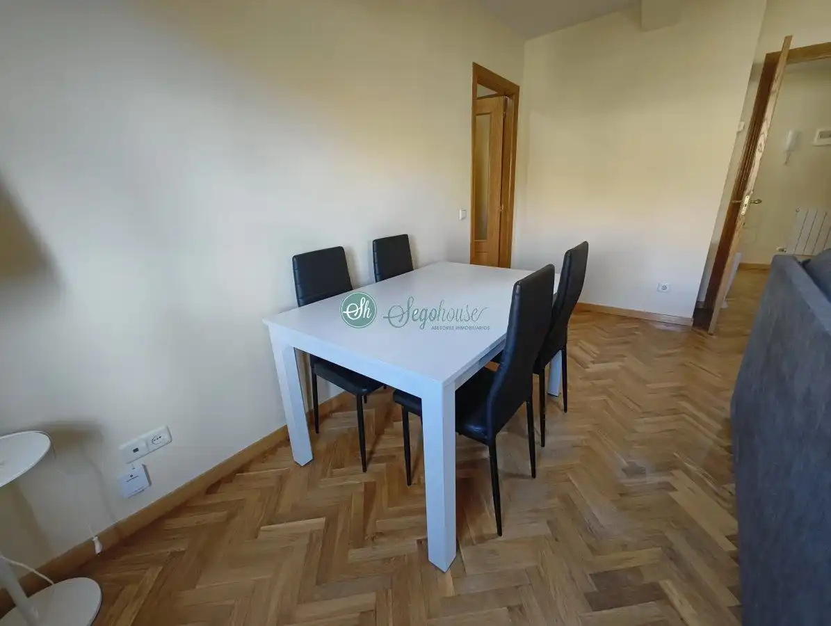 Dining room of Flat for sale in Segovia  with Heating, Storage room and Furnished