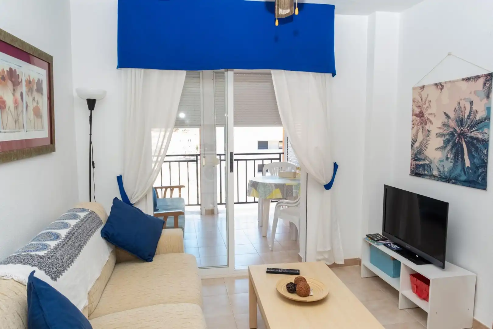 Sala de estar de Apartamento en venta en Torrevieja con Jardín privado, Amueblado y Piscina comunitaria