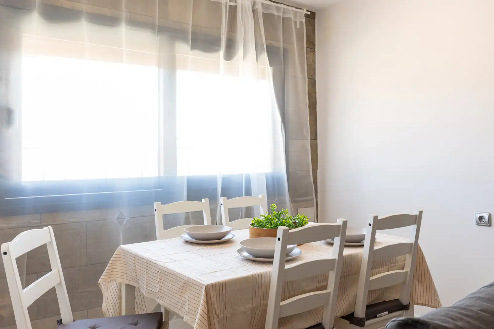 Dining room of Flat for rent in Terrassa  with Air Conditioner, Heating and Parquet flooring