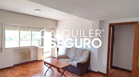 Foto 4 de Piso de alquiler en Sangenjo, La Paz, Madrid Capital