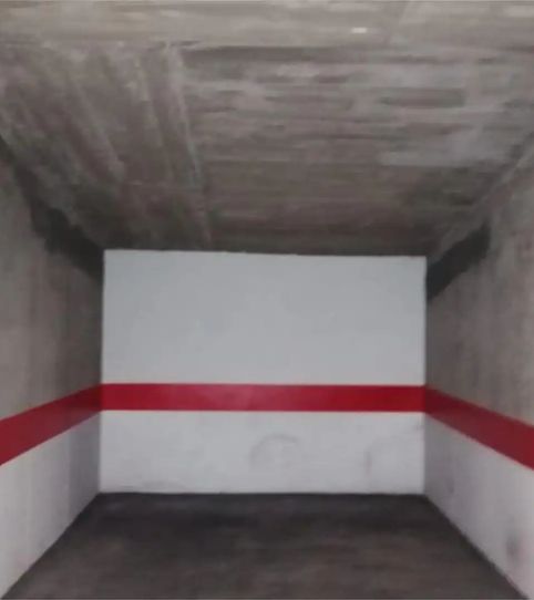 Foto 2 de Garaje en venta en Calle de la Duquesa de Villahermosa, 62, La Bozada – Parque Delicias, Zaragoza Capital