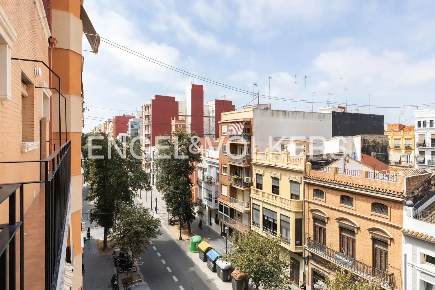 Außenansicht von Dachboden zur Miete in Valencia mit Klimaanlage, Heizung und Terrasse