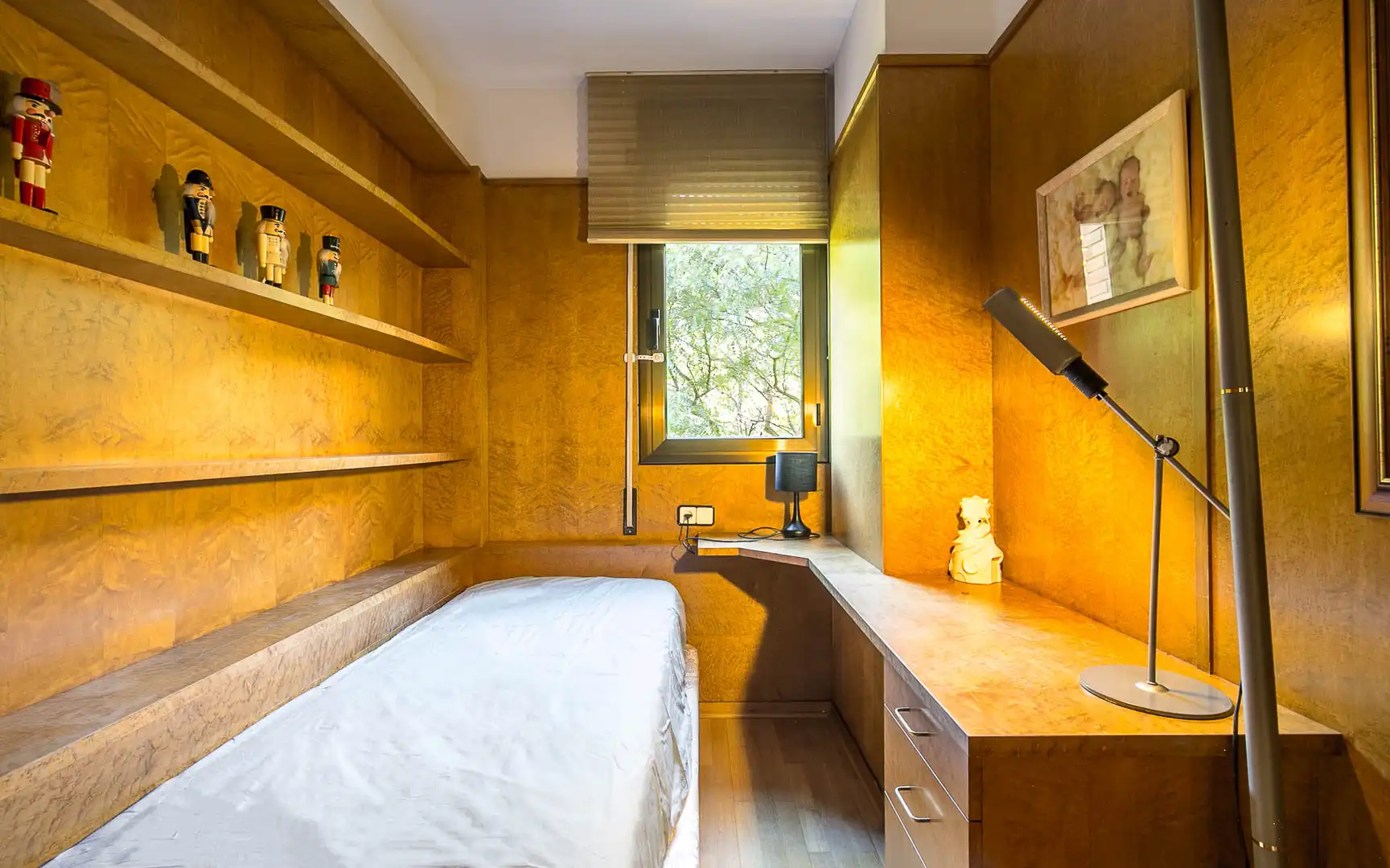 Bedroom of Flat for rent in Barcelona  with Air Conditioner, Heating and Terrace
