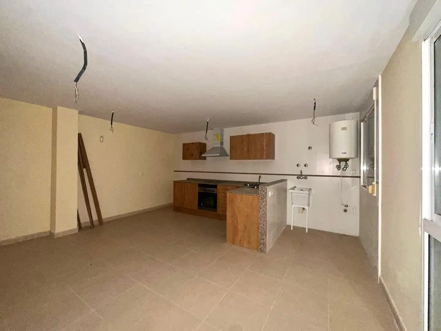Cocina de Piso en venta en Llombai con Aire acondicionado y Balcón