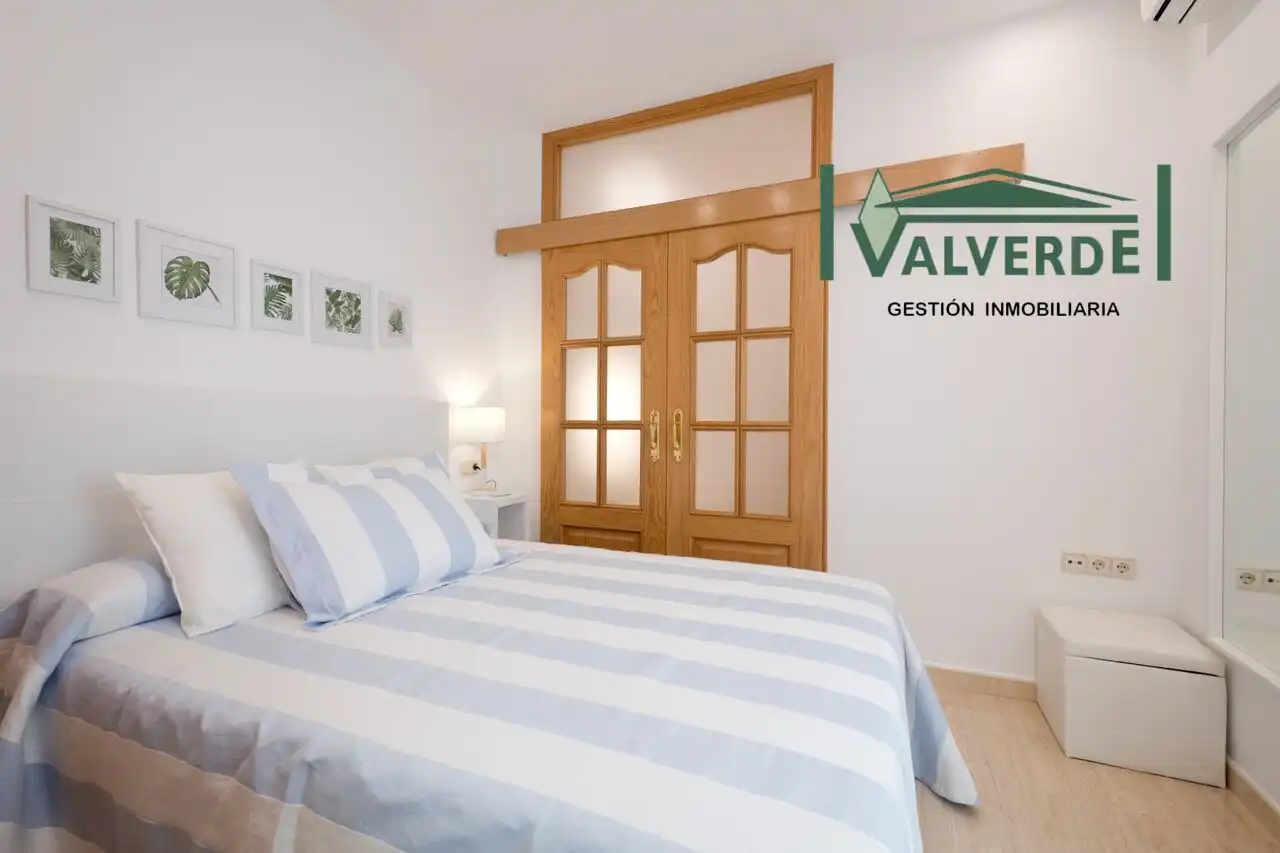 Schlafzimmer von Wohnungen mieten mit Kaufoption in Granada mit Klimaanlage, Heizung und Möbliert