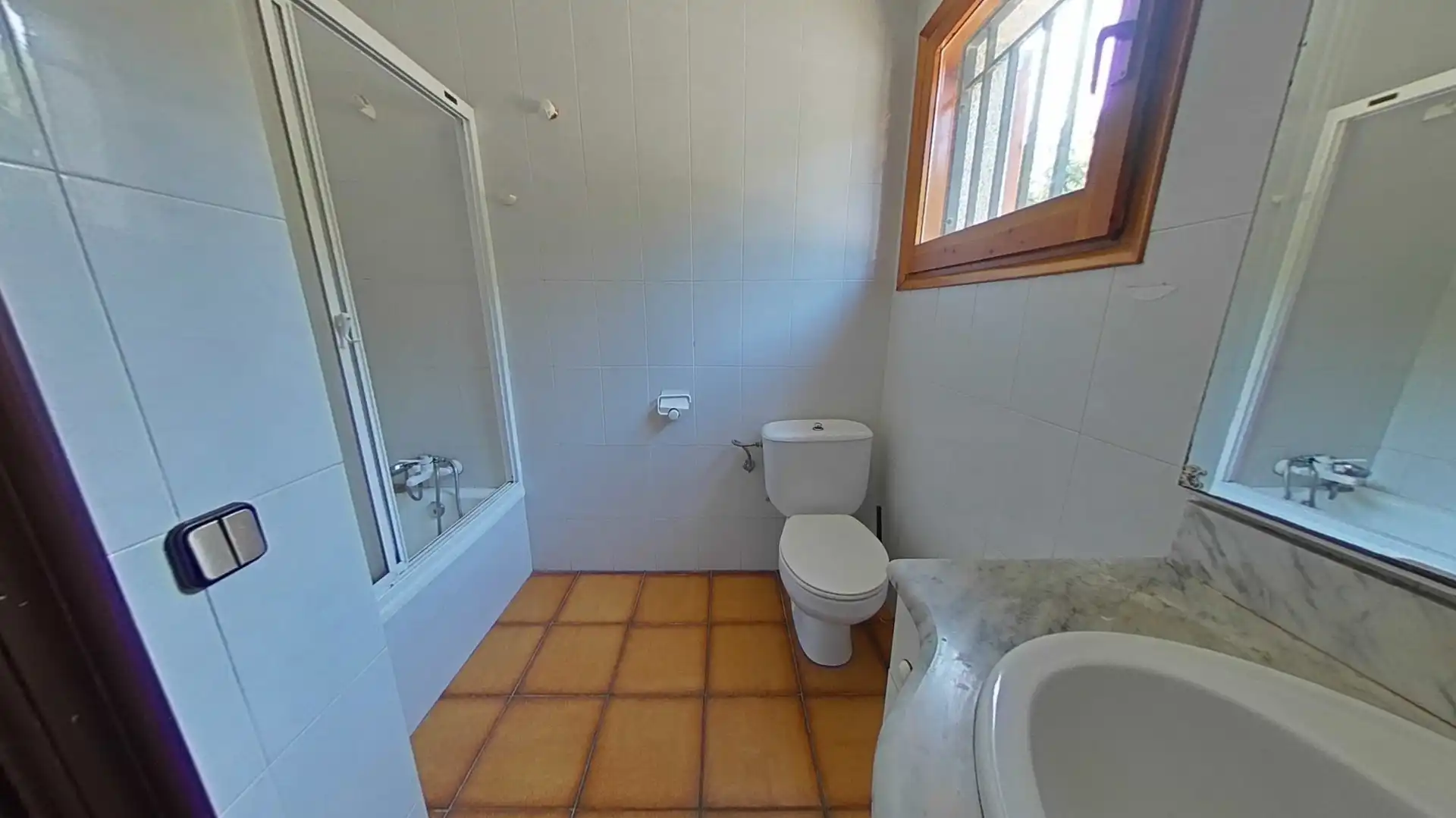 Baño de Casa o chalet en venta en Rosselló con Jardín privado, Terraza y Trastero
